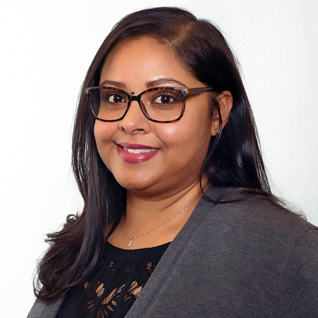 Ammu D. Kowolik headshot