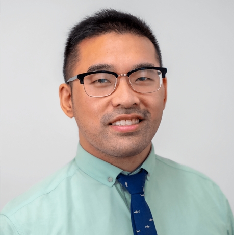 Daniel Tanh headshot